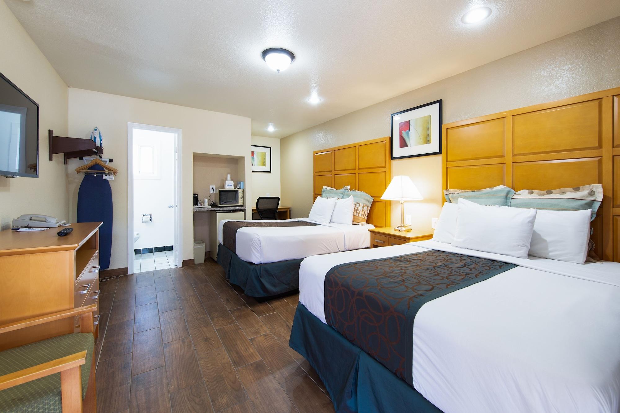 Yosemite Parkway Hotel Мърсед Екстериор снимка