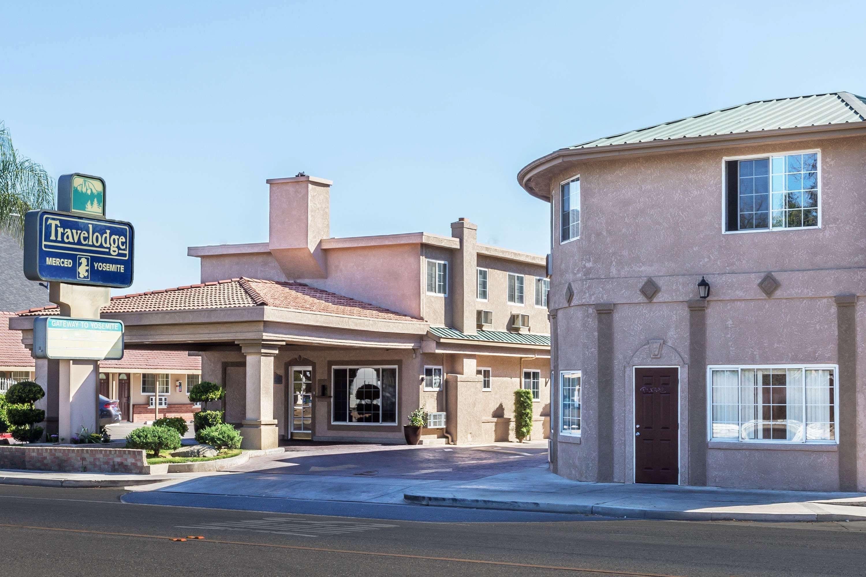 Yosemite Parkway Hotel Мърсед Екстериор снимка